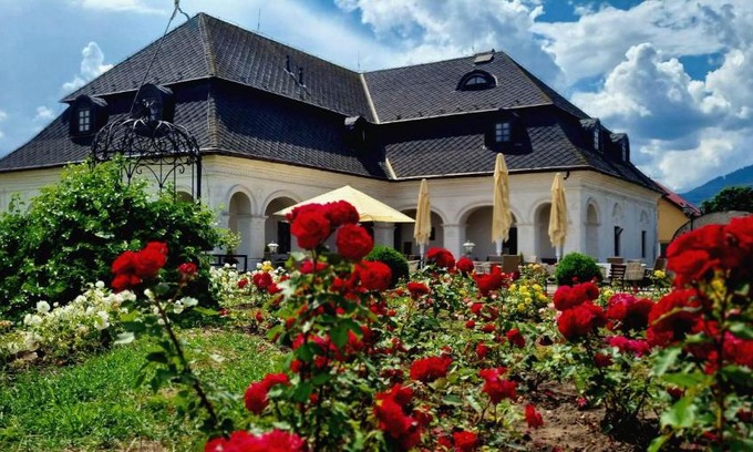 Kostany nad Turcom Casa | Kaštieľ Košťany