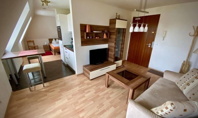 Laubegast Apartamento | Kamelienweg by Interhome
