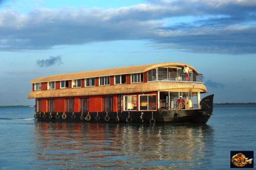 Aryad South Alquiler De Eote | Karimeen Boathouse