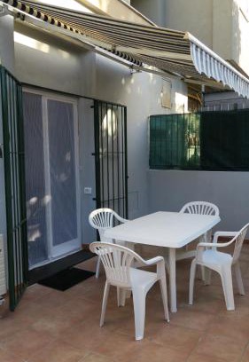 Savona Apartamento | Karina, to the beach with terrace and private parking