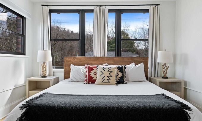 Charlotte Street Apartamento | Kasa Downtown Asheville