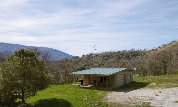 Three Rivers Cabina | Kaweah Riverside Retreat