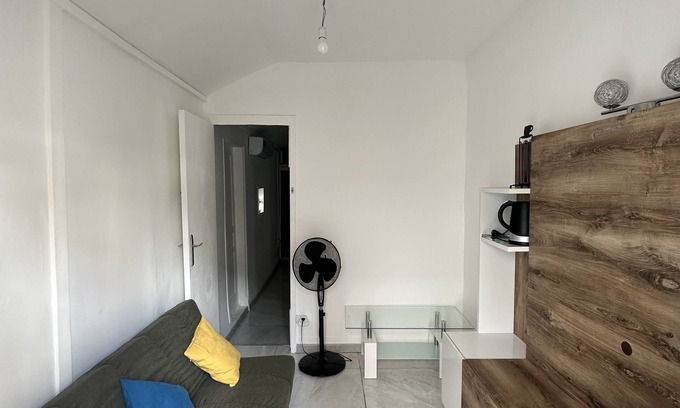 Saint-Denis Hotel | Kazhotel