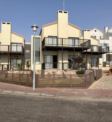 Rand Rifles Casa | KB's Beach House