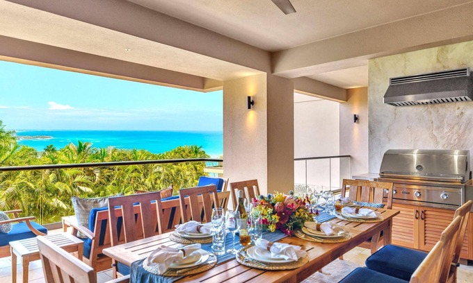Montage Kapalua Bay Condominio | KBM Resorts | FREE CAR | Luxury Oceanfront Villa at Montage Kapalua Bay | Private Lanai and BBQ MON-5203