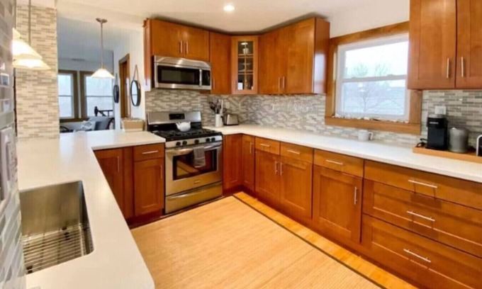 Keansburg Casa | Keansburg Beach house + Hot Tub