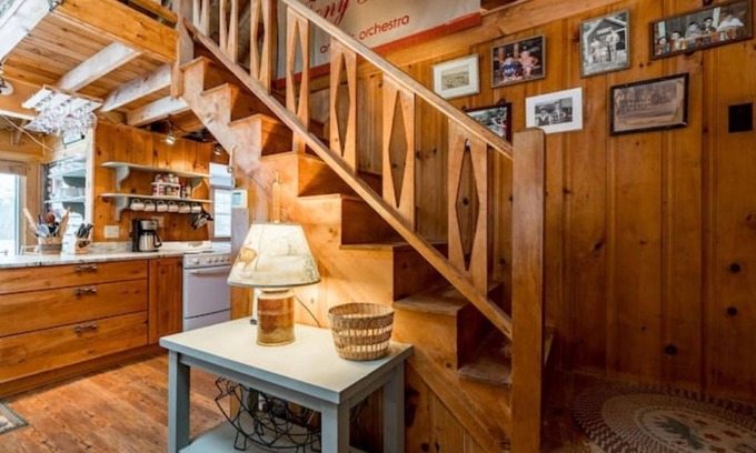 Waterford Cabaña | Kedar Brook Cottage on Keoka Lake
