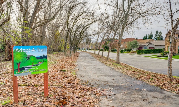 Clovis Casa | Kelso Avenue - Quiet, Safe, & Family Friendly!