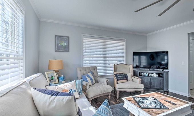 Gilbertsville Cabaña | Kentucky Lake Vacation Rental Near Marina!