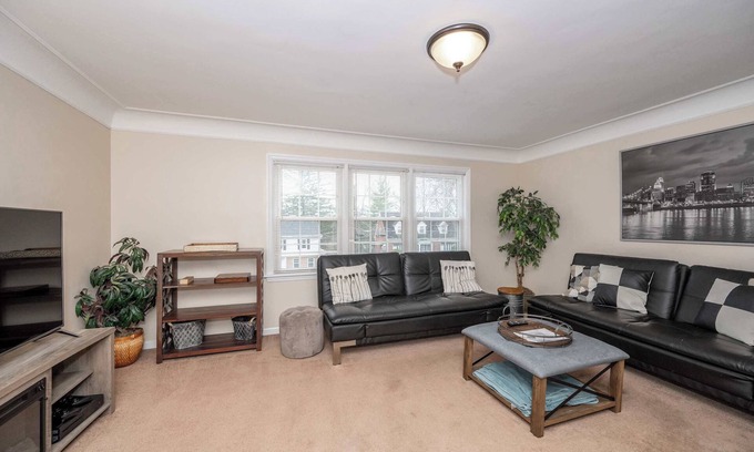 Roselawn Finance Condominio | Kenwood Keys 2 – Stay for 6!
