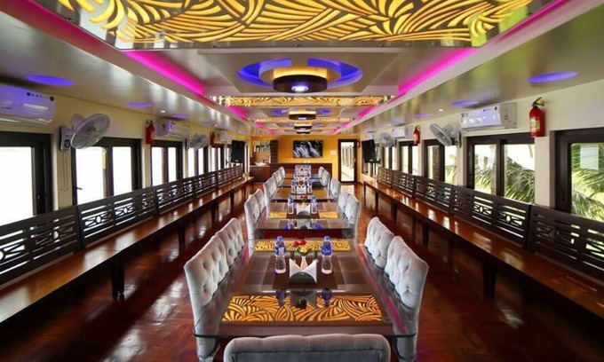 Alappuzha Hotel | Kerala Boathouse