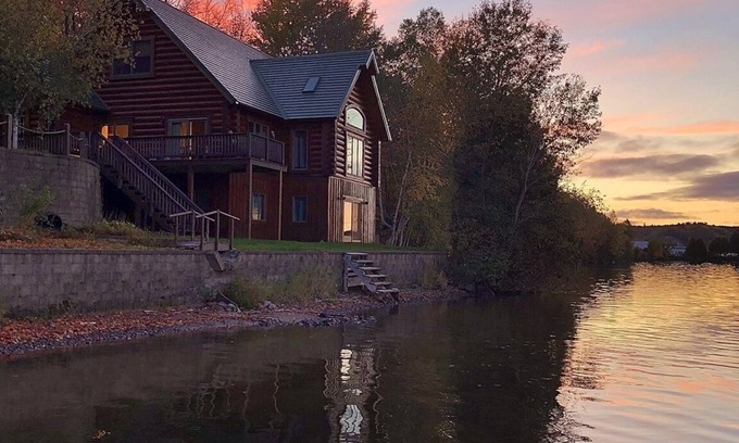 Hancock Casa | Keweenaw's Houghton Haven waterfront home. Secluded & private, yet close to town