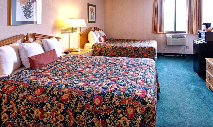 Roseville Casa | Key Inn Roseville - 2 Double Bed Smoking