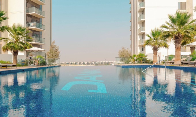 Dubai Apartamento | KeyRock Living - Premium Apt with Pool