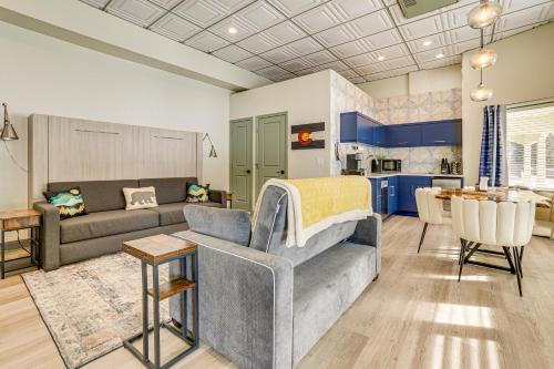 Lakeside Village Apartamento | Keystone Lake Haven Heated Pool and Ski Shuttle!