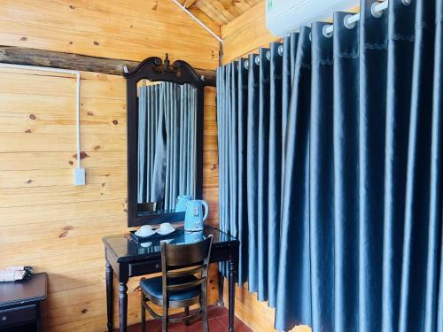 Chau Duc Cabina | Khu Nghỉ dưỡng Sinh thái Nhà Lụa Retreat