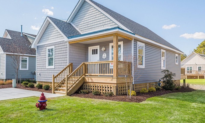 Harbinger Casa | KIL9110 Kilmarlic Faldo Cottage. Golf Resort, Community Pool & Fitness