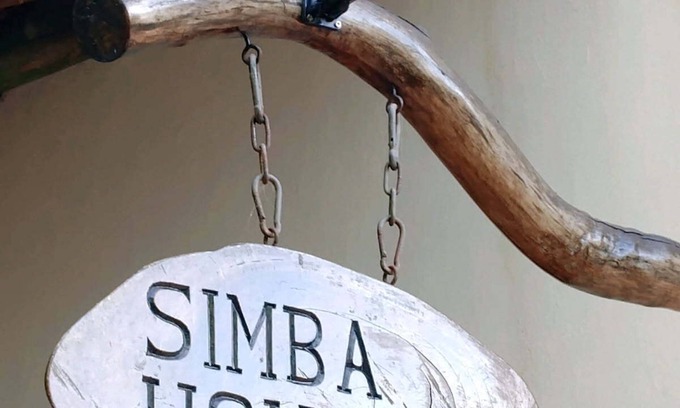 Kilifi Cama Y Desayuno | Kilifi KENYA, guest house, 3 bedrooms. one on the roof with large terrace