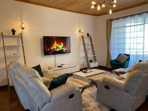 Kilimani Apartamento | Kilimanis Stylish Retreat-Near Malls, Restaurants and hotels