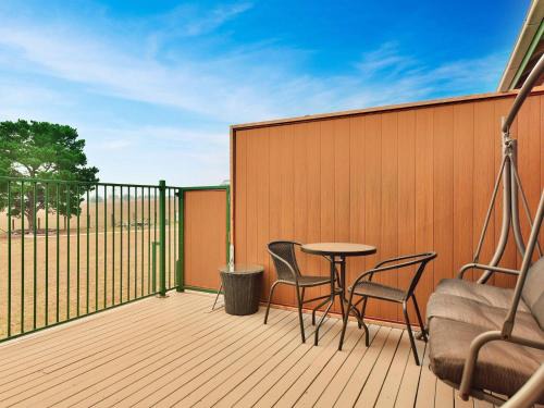 Pokolbin Casa | King Retreat Estate - close proximity to Bimbadgen and Hope Estate concerts