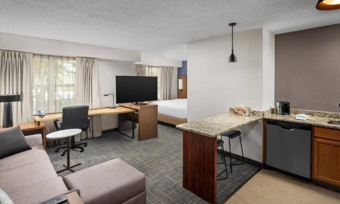 Orlando Apartamento | King Studio Near Lake Ebby ORL
