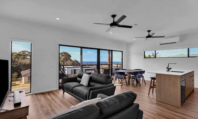 Tura Beach Cabina | Kira Lani - Pet Friendly - Tura