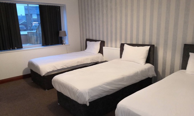 Scunthorpe Casa | Kirks Korner Hotel
