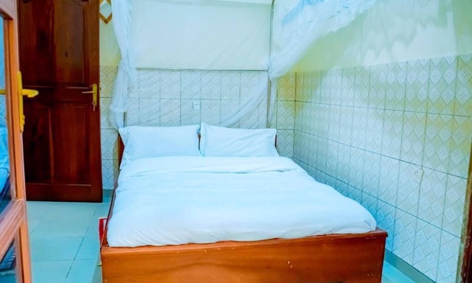 Gisenyi Apartamento | Kivu Nest Hotel - Small Double Room
