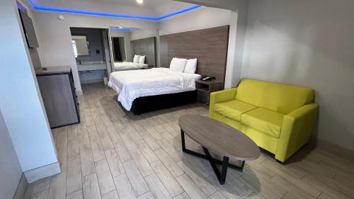 Houston Hotel | Kiwi Inn Hotel O Willowbrook Houston Hwy 249 Beltway