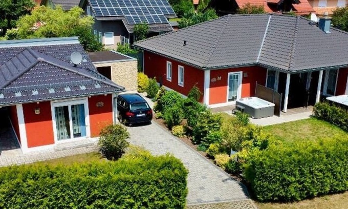 Wackersdorf Apartamento | Bungalow pequeño y acogedor para 3 personas cerca del lago.