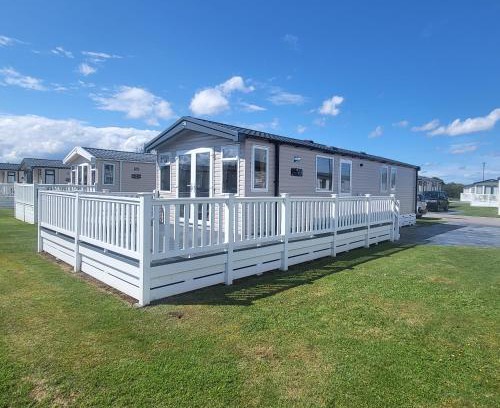 Kirby Misperton Casa | KMH Caravans at Flamingo Land