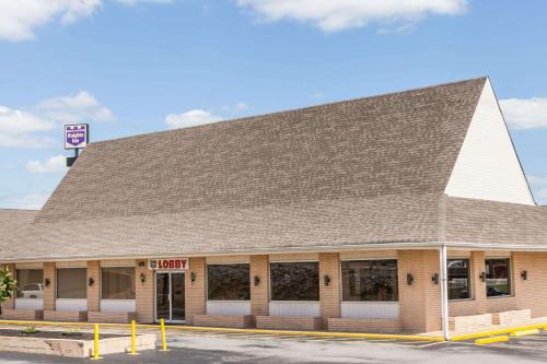 Lebanon Hotel | Knights Inn Lebanon