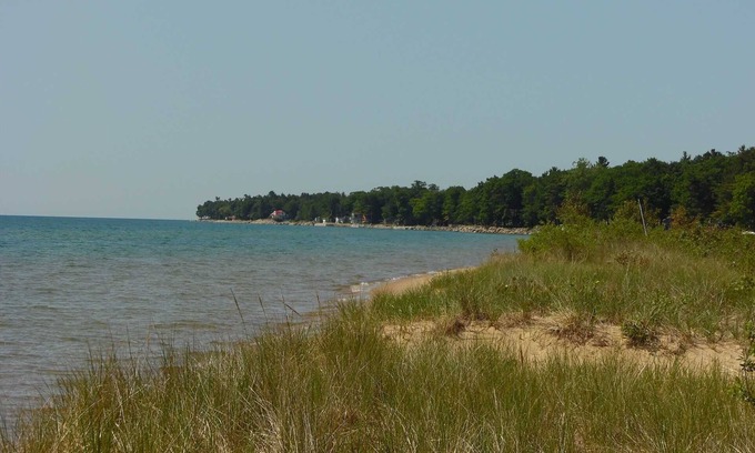 East Tawas Casa | Knotty Pine Cabin short distance to Lake Huron Access! Near Tawas Point