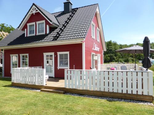 Juliusruh Casa | Komfortables Ferienhaus In Breege Mit Sauna