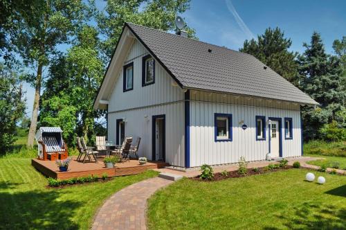 Wiek Casa | komfortables Haus mit Kamin, Sauna, Garten, Terrasse - Ferienhaus Sternschnuppe