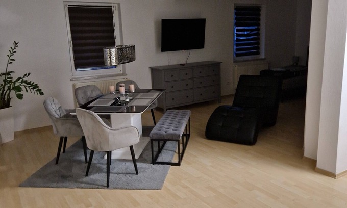 Ochsenfurt Casa | Komplettes Haus für 11 Personen als Monteursunterkunft