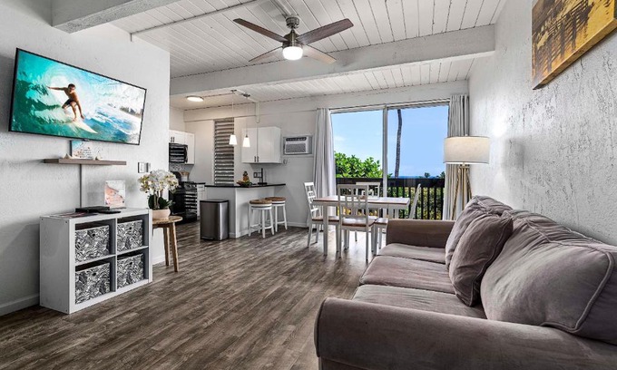 Historic Kailua Village Casa | Kona Mansions#105