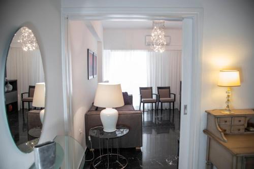 Attiki Apartamento | Konstantinos Stylish Brand New Apt in the heart of Athens