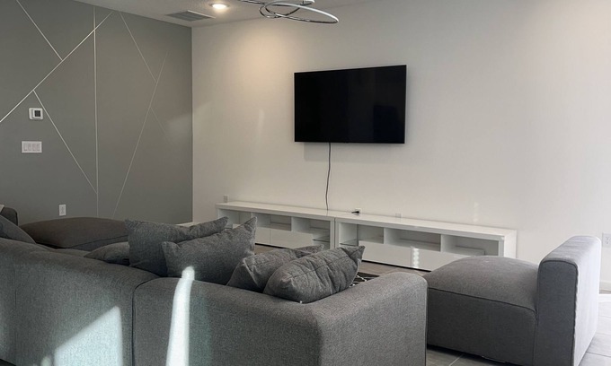 Kissimmee Casa | KoshVilla 8-Bedroom Luxury Retreat Near Disney