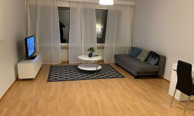 Kauniainen Apartamento | Kotimaailma - Avara hyväkuntoinen kolmio Espoossa
