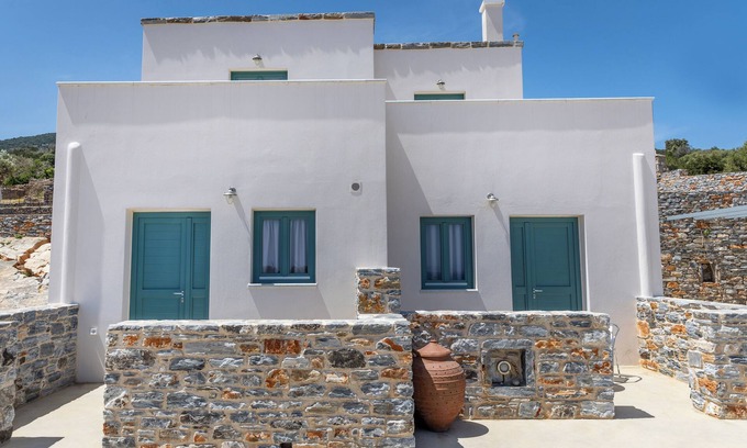 Naxos Apartamento | Kozaki Apartment with Sea View - walk to Ligaridia Beach - Naxos