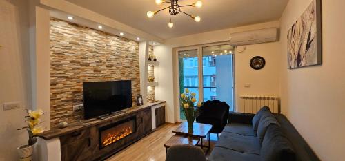 Kraljevo Apartamento | Kraljevački Lux parking GARAŽA