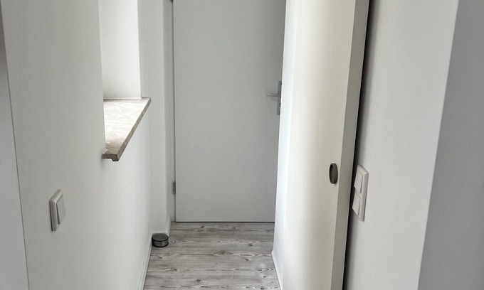 Krefeld Apartamento | Krefeld Ruhiges Apartment in der 2. Etage. Mit Klimaanlage