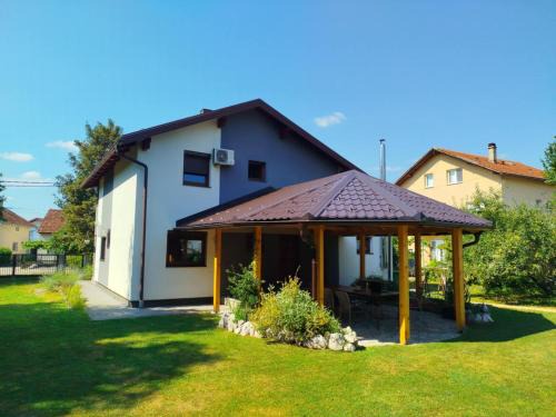 Mali Radic Villa | Kuća za odmor V&E