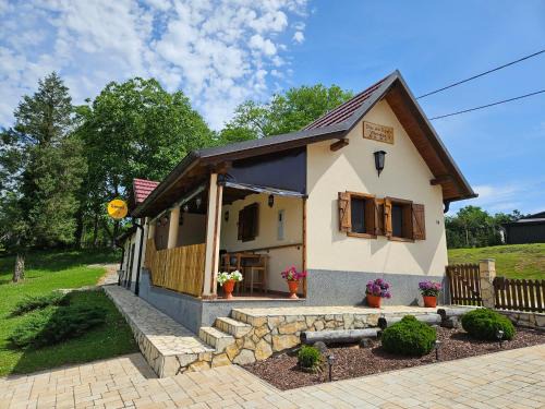 Kutjevo Casa | Kuca za odmor Poppke Leonie