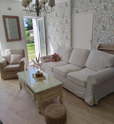 La Coquille Casa | L'étude, gîte à la Coquille (Dordogne) pour 6 personnes