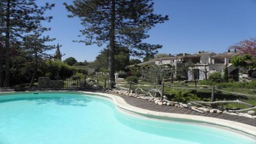 Chandolas Casa | L'arbre Du Magnan - Gîte En Ardèche