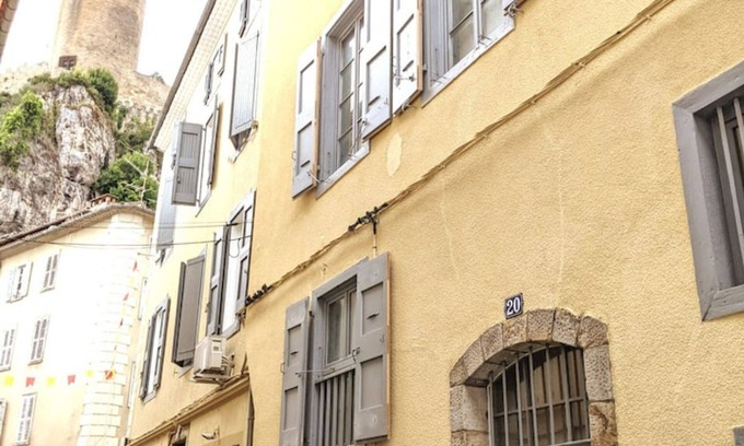 Foix Casa | L'ariégentine: Charmante Maison de Ville