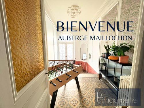 Poitiers Hotel | L'Auberge Maillochon- Poitiers Gare - Appart'Hôtel - 3 Chambres
