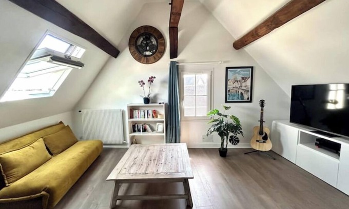 Chartres Apartamento | L'écuyer: studio in the heart of the historic district